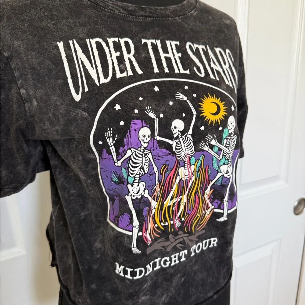FifthSun graphic crop t-shirt - Picture 7 of 7